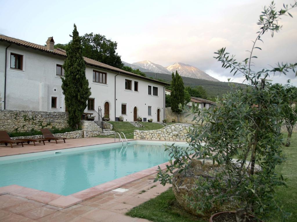 Appartamenti Il Capomandro SantʼAnatolia Exterior foto